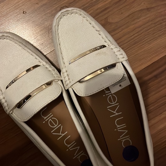 Calvin - Picture 3 of 3